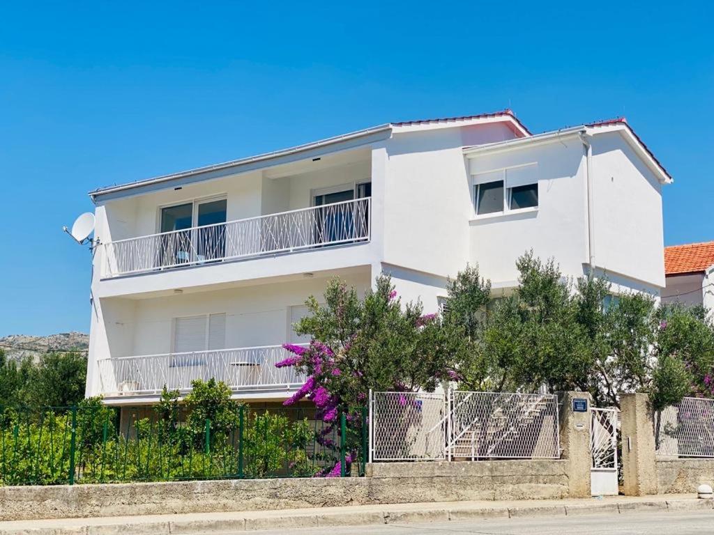 Apartment Paulina Trogir Exterior photo