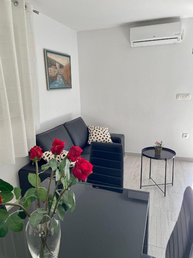Apartment Paulina Trogir Exterior photo