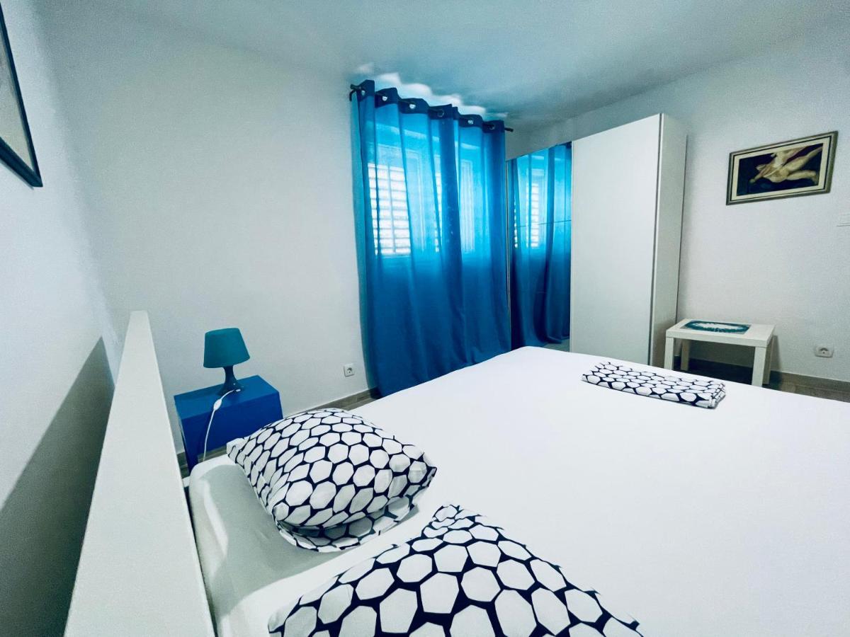 Apartment Paulina Trogir Exterior photo