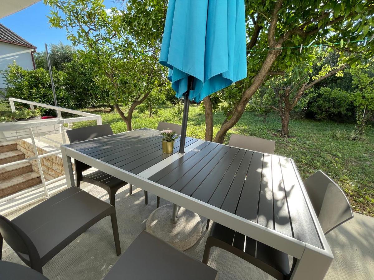 Apartment Paulina Trogir Exterior photo